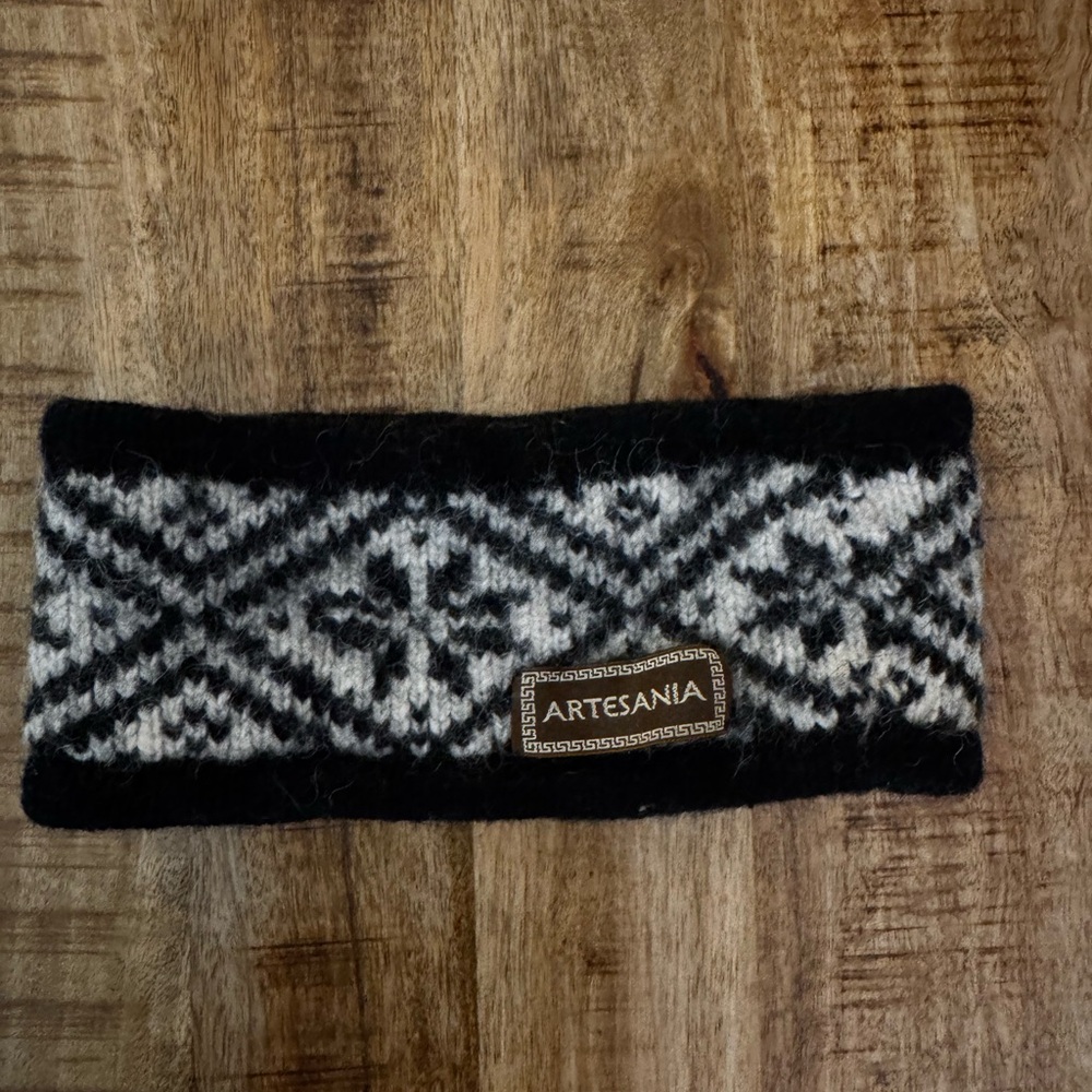 Artesania Black white and Gray Knit 100% alpaca wool Headband